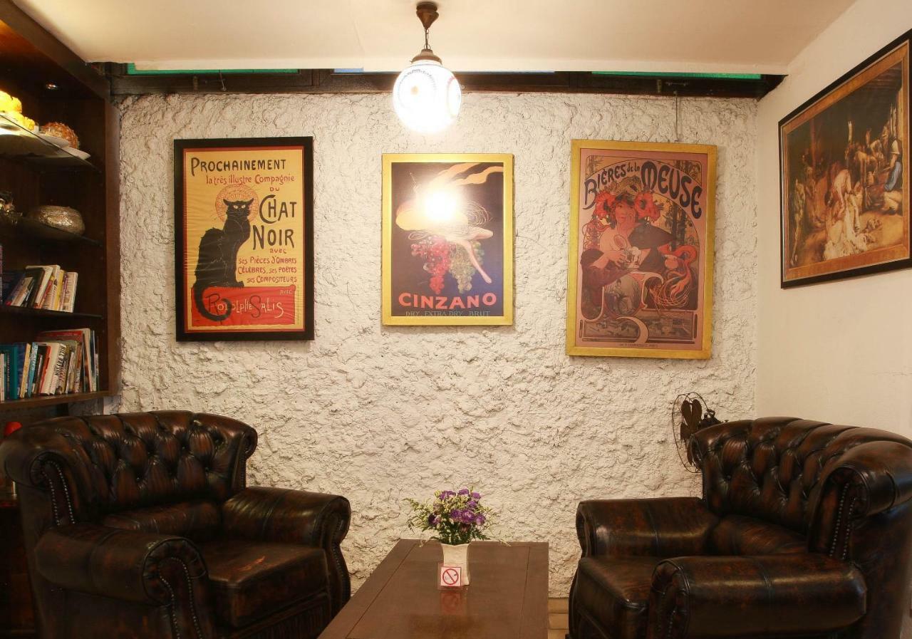 The Travellers Arms Pensión Chiang Mai